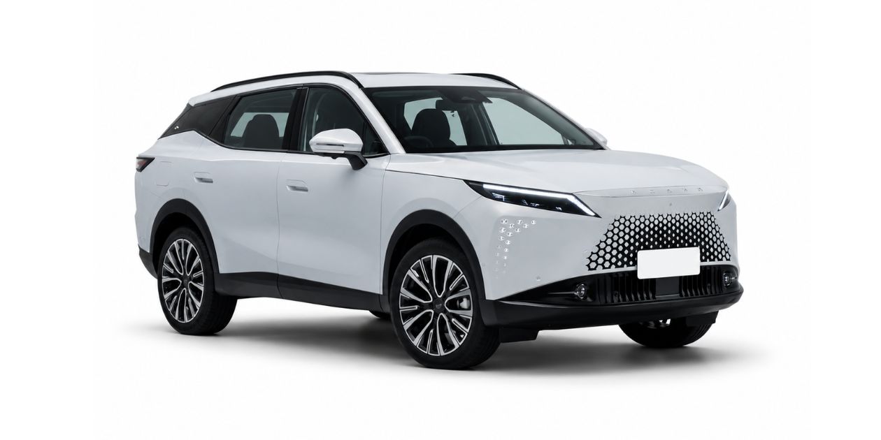 OMODA 7 SHS-P plug-in Hybrid Pure - esterno 1 di 1